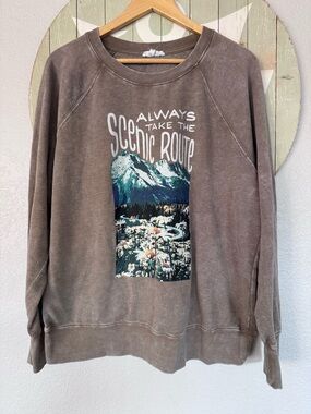 Maurices large crewneck pullover